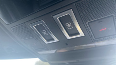 Land Rover Discovery 3.0 D300 Dynamic SE 5dr Auto Diesel Station Wagon